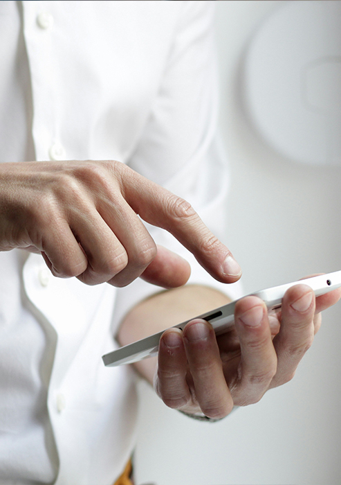 Our mobile conference app lets you do hybrid and AI networking alongside audio and text messaging